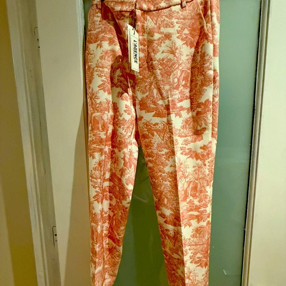 l’agence Ludivine trouser! Pairs with matching blazer or wear with a simple tank